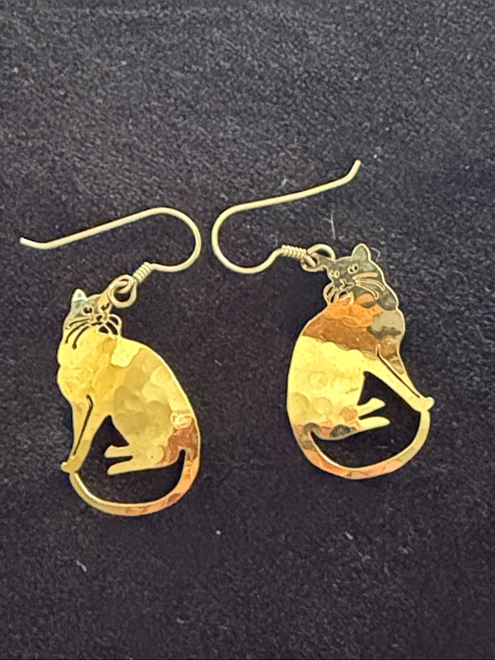 Wild Bryde Signed Gold Tone Cat Dangle Pierce Earrings